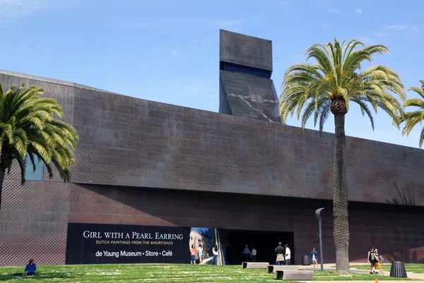 Музей Де Янга в Сан-Франциско — стоковое фото