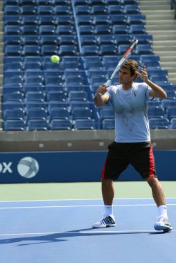 on yedi kez Grand slam şampiyonu roger federer uygulamaları açık bize 2013, arthur ashe Stadı'nda billie jean king Ulusal Tenis Merkezi