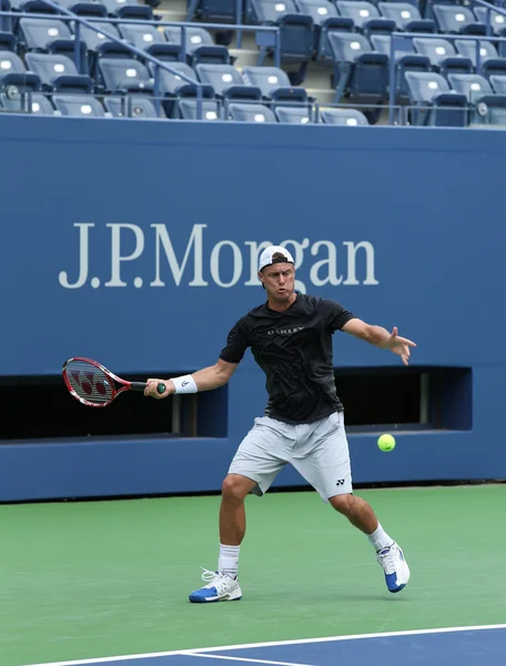 Dos veces campeón del Grand Slam Lleyton Hewitt practica para el US Open 2013 — Foto de Stock
