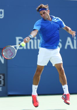 on yedi kez Grand şampiyonu roger slam federer onun ilk turda eşleşen bize açık 2013 Ali zemlja, billie jean king karşı ulusal Tenis Merkezi