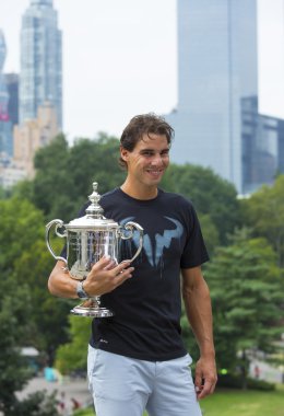 Bizi 2013 şampiyonu rafael nadal bizimle central Park'ta açık kupa poz açın