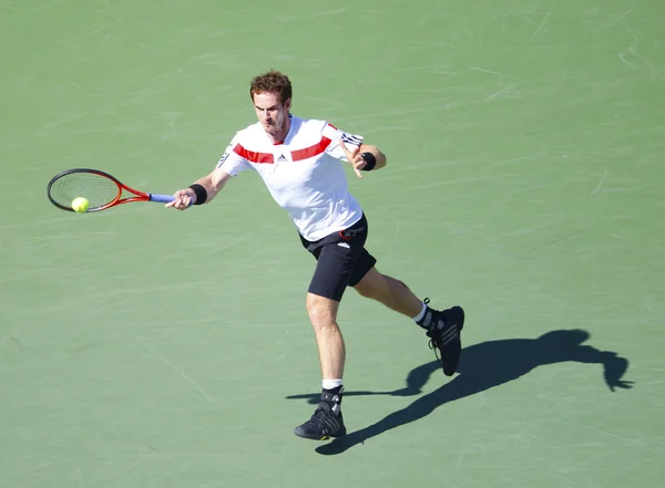 Professionell tennisspelare andy murray under kvartsfinalen match på oss öppna 2013 mot stanislas wawrinka — Stockfoto