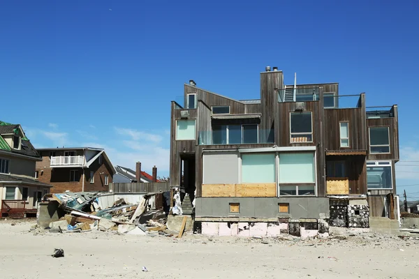 Destroyed beach house in devastated area six months after Hurricane Sandy — Stock Photo, Image