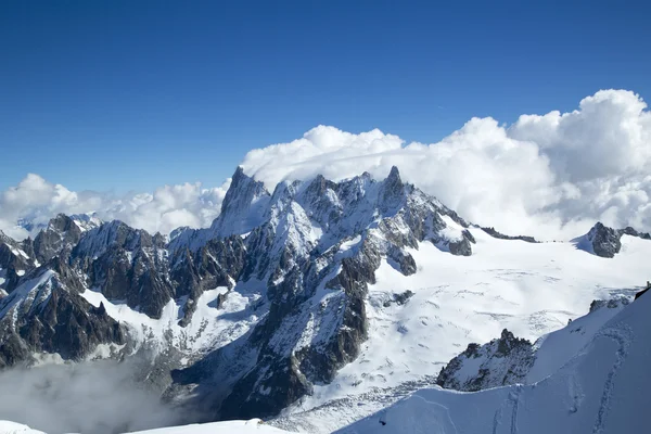 Los Dents du Midi en los Alpes suizos — Foto de Stock