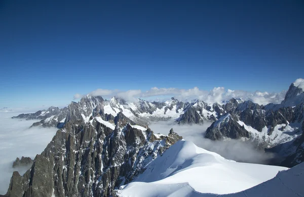 Masyw Mont Blanc w Alpach Francuskich — Zdjęcie stockowe