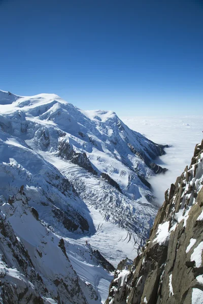 在法国的阿尔卑斯山的勃朗峰山 — 图库照片