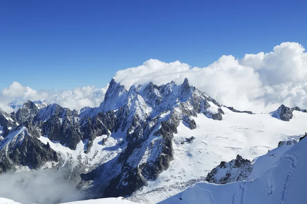 Massiccio del Monte Bianco nelle Alpi francesi — Foto Stock