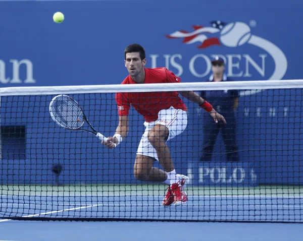 profesyonel tenis oyuncusu novak djokovic dördüncü turda eşleşen bize açık 2013