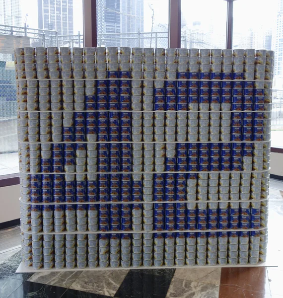 Jackie 42 Robinson escultura alimentar apresentado no concurso Canstruction em Nova York — Fotografia de Stock