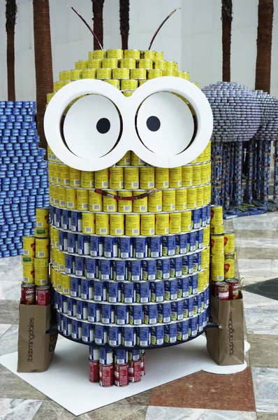 "Delectable me" food sculpture presented at Canstruction competition in New York — Stock Photo, Image