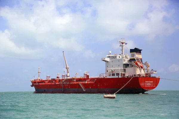 Ocean mariner tanker nära belize city — Stockfoto