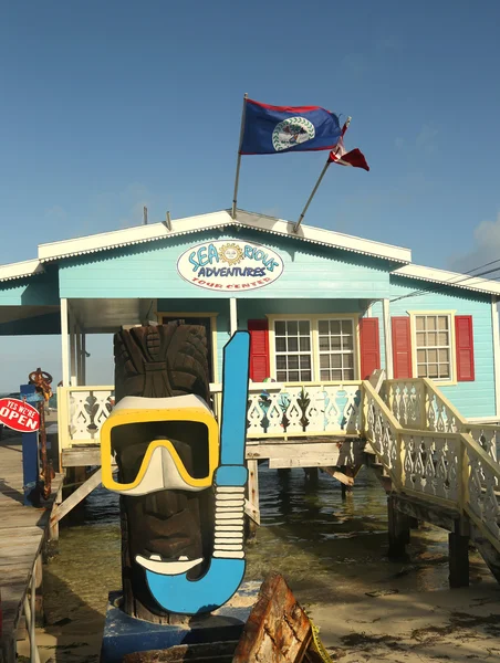 Diving Shop in San Pedro, Belize — Stock Photo, Image