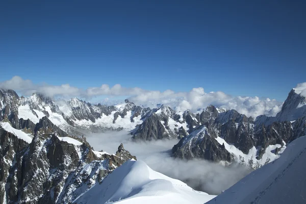 Masyw Mont Blanc w Alpach Francuskich — Zdjęcie stockowe