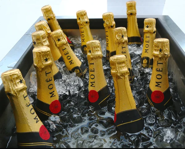 Moet and Chandon champagne presented at the National Tennis Center during US Open 2013 — Stock Photo, Image
