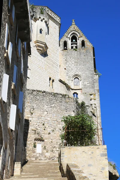 Grand escalier vers la ville épiscopale de Rocamadour, France . — Photo