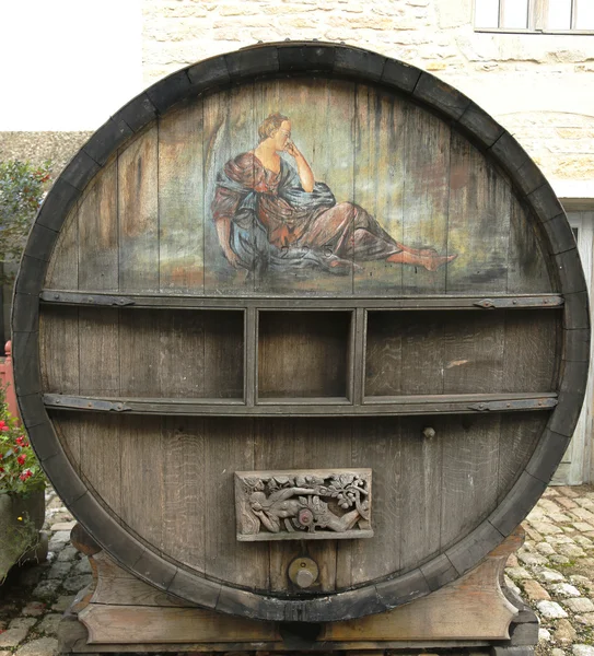 An old painted wine barrel in Chateau de Pommard in France — Stock Photo, Image