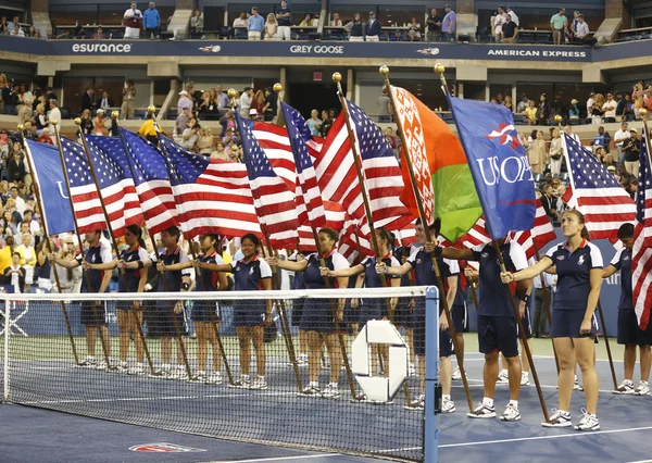 Trofej prezentace v billie jean král Národní tenisové centrum po nás otevřené 2013 mistr serena williams vyhrál finálový zápas — Stock fotografie