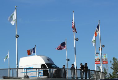 NYPD gökyüzünü seyretmek platformu Ulusal Tenis merkezine yakın yerleştirilir.