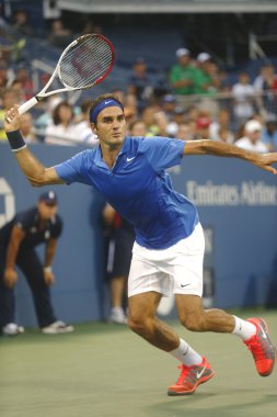 on yedi kez Grand şampiyonu roger slam federer dördüncü turda eşleşen bize açık 2013 billie jean king, tommy robredo karşı ulusal Tenis Merkezi