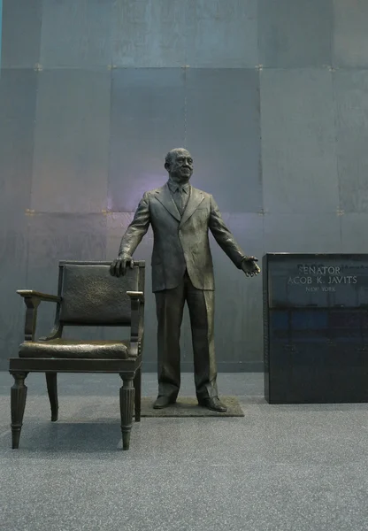 Jacob Javits statue inside of Javits Convention Center in New York — Stock Photo, Image