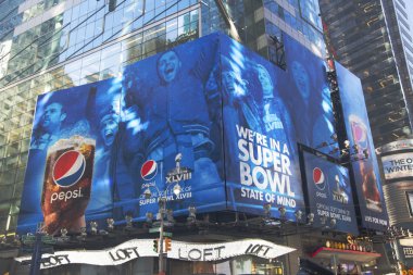 Pepsi resmi meşrubat, super bowl xlviii hafta Manhattan Broadway super bowl xlviii billboard