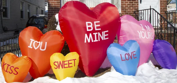 Valentine's Day color balloons of hearts outdoor decoration — Stock Photo, Image