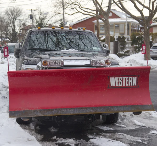 New York City bereit für Aufräumarbeiten nach massiven Schneestürmen im Nordosten — Stockfoto