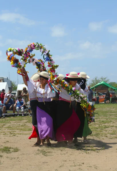 Ketchuan-Tänzer im new york city pow wow in brooklyn — Stockfoto