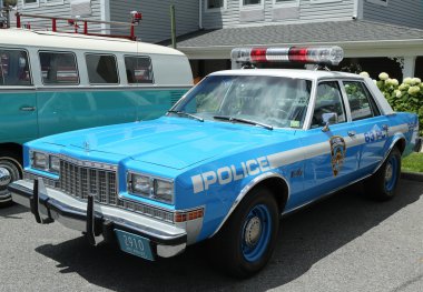 Vintage nypd plymouth polis arabası ekran
