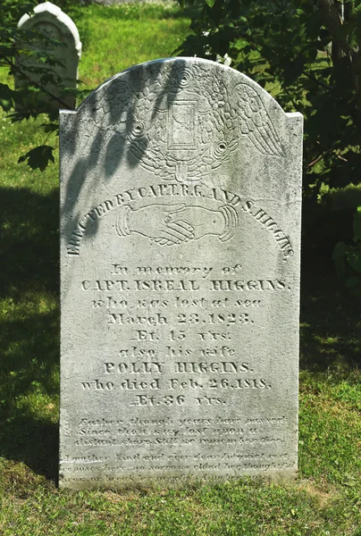 Civil War time grave at the historic  Mount Desert Street Cemetery near Civil War Memorial in Bar Harbor — Stock Photo, Image