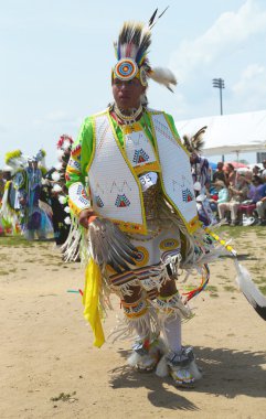 nyc, tanımlanamayan yerli Amerikalı dansçı pow wow