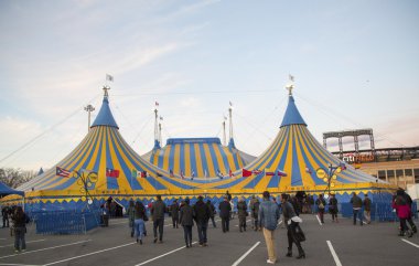 Cirque du soleil sirk çadırı citi alan new York