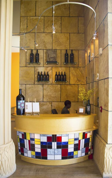 Resepsi di ruang mencicipi di Darioush Winery di Napa Valley — Stok Foto