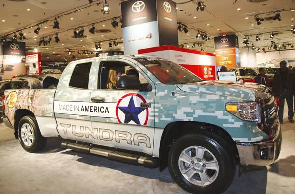 Camión Toyota Tundra 2015 en el Salón Internacional del Automóvil de Nueva York 2014 — Foto de Stock