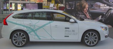Volvo v60 kendi sürüş araba, 2014 new york Uluslararası Otomobil göster