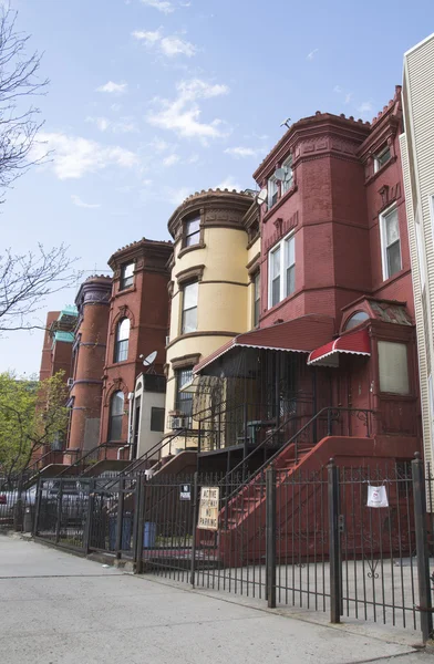 New York City brownstones no bairro Bedford Stuyvesant em Brooklyn — Fotografia de Stock