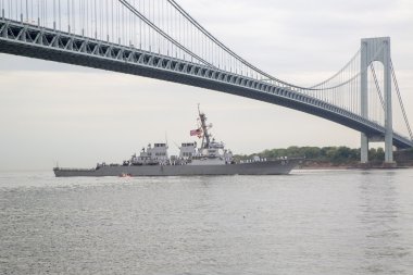 USS cole güdümlü füze destroyeri gemi törende donanma haftası 2014 sırasında Amerika Birleşik Devletleri Deniz Kuvvetleri