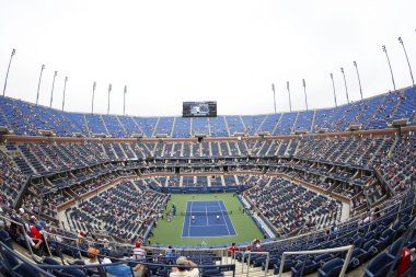Arthur ashe Stadı bize açık 2013 Ulusal Tenis Merkezi billie jean king üçüncü yuvarlak çift maç sırasında