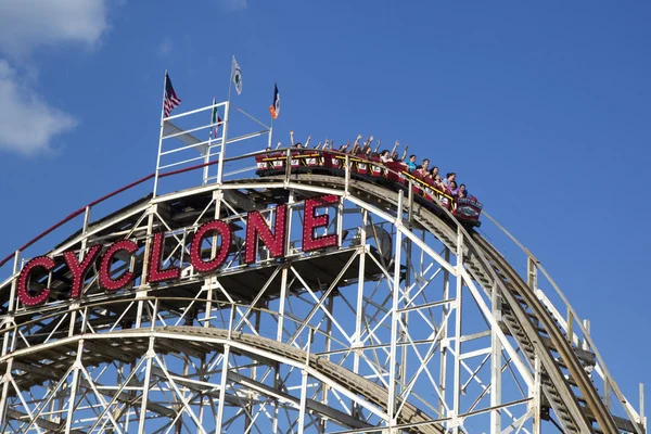 Historical landmark Cyclone roller coaster in the Coney Island section of Brooklyn — Stock Photo, Image