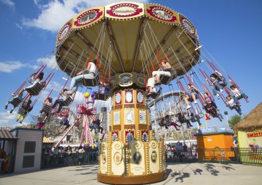 Lynn'in trapez salıncak atlıkarınca Coney Island Luna Park