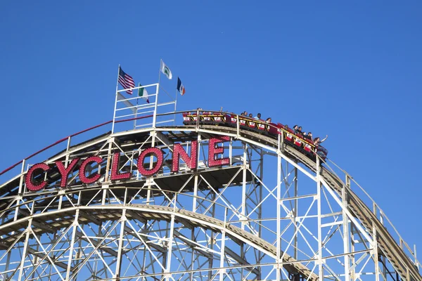 Historical landmark Cyclone roller coaster in the Coney Island section of Brooklyn — Stock Photo, Image