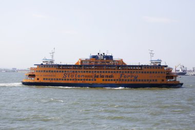 Staten Adası feribot new york limanında