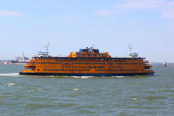 Staten island ferry w new york harbor — Zdjęcie stockowe