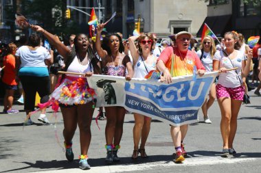 new York'ta LGBT gurur geçit katılımcılar