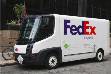 earthsmart fedex sıfır emisyon alt Manhattan'daki tüm elektrik kamyon
