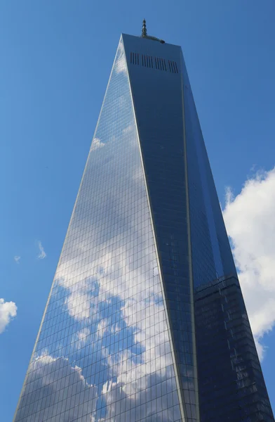 在曼哈顿下城的自由塔 — 图库照片