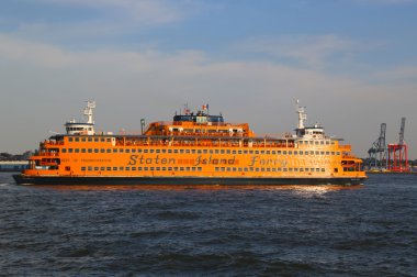 Staten Adası feribot new york limanında