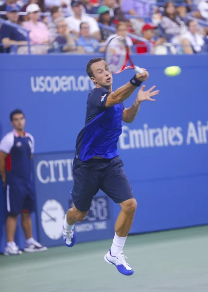 Philipp kohlschreiber tijdens de vierde ronde match op ons open 2013 tegen twaalf keer grand slam champion rafael nadal — Stockfoto