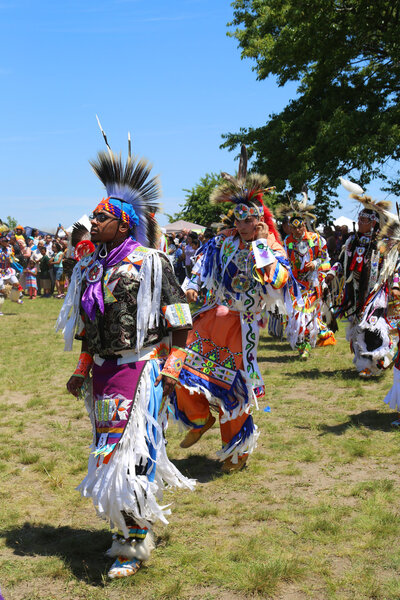 Неопознанные индейские танцоры в Нью-Йорке

