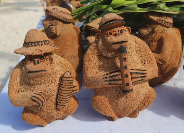 Local Souvenirs made from coconut in Punta Cana, Dominican Republic — Stock Photo, Image